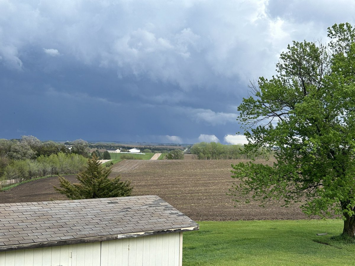 AdamJohnson61's tweet photo. @Channel8ABC @rustywx Looking east from Malcolm https://t.co/mQPcXRgY7c