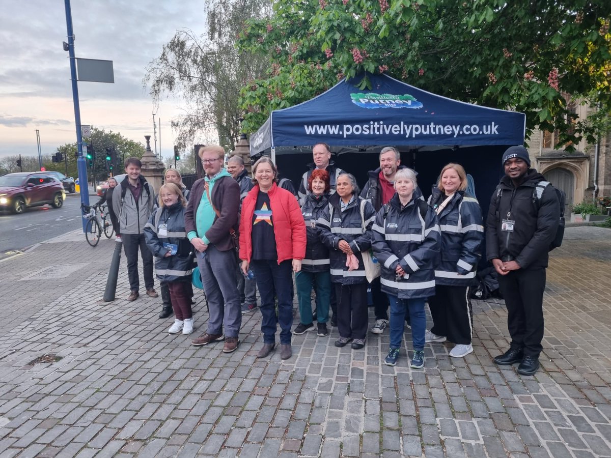 Putney Angels have launched a Safe Space and will be in operation every Friday from 10pm until 3am next to St. Mary's Church. Thank you🩷 #PutneyAngels #PositivelyPutney #MPSEastPutney #MPSWestPutney