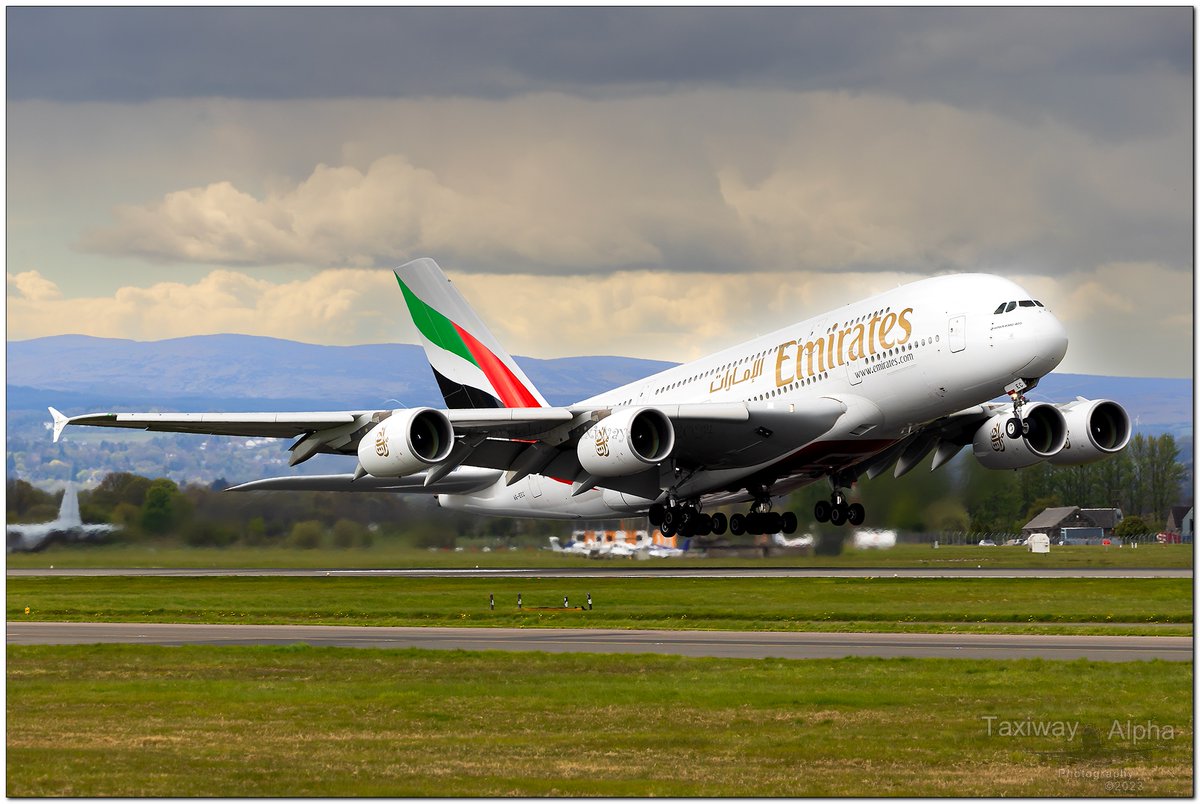 Emirates | A6-EEC| Airbus | A380-861 |110 | Glasgow International | EGPF | GLA | 26-04-2024 |EK28 |UAE9H | #glasgowairport #aviationlovers #instagramaviation #planespotting #avgeek #taxiwayalphaphotography #aviationphotography #Glasgow #aviationpictures #emiratesairline #airbus