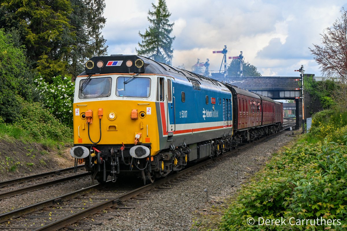 English Electric type 4 - British Rail class 50 number 50017 'Royal Oak' departing Loughborough Central and passing under Beeches Road bridge on day 1 of the Great Central Railway diesel gala on the 26th April 2024. #class50 #FiftyFriday