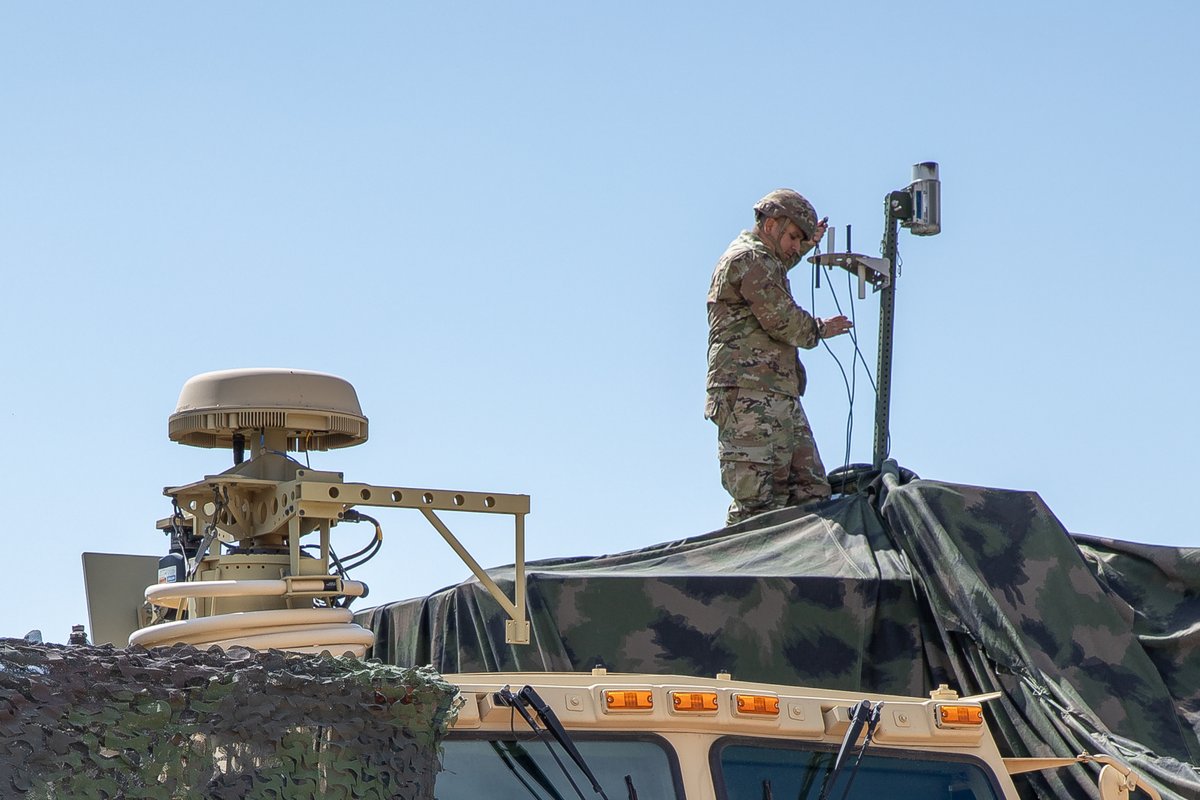 4thInfDiv's tweet image. Ivy Sting III CPX happened this week at the Mission Training Center (MTC) at Ft. Carson, CO. The 4ID HHBN and DIVARTY Soldiers worked tirelessly to stress their systems in the simulation in preparation for Ivy Mass LFX exercise in June. 

#LethalTeams
#ReadyPeople