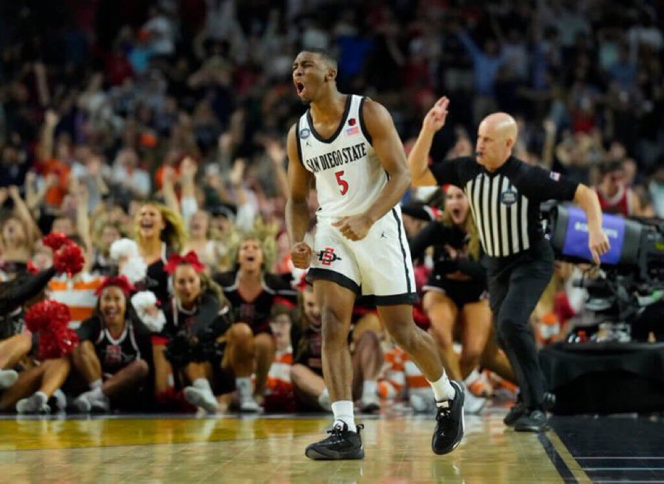 🚨BREAKING🚨 Kentucky is expected to land San Diego State transfer Lamont Butler, source told @thefieldof68. The 6-2 guard is an elite defender who brings an experienced guard to Lexington who averaged 9.3 points per game.