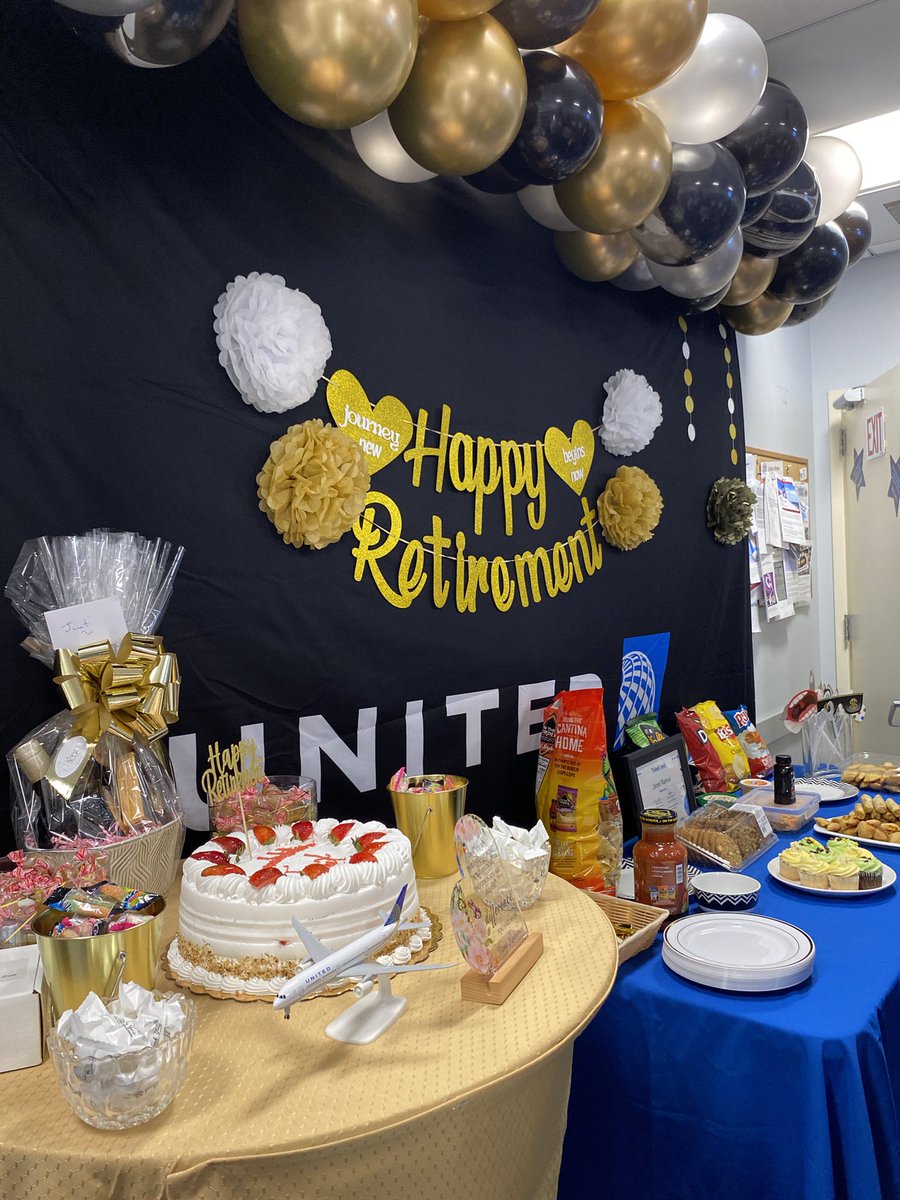 #TeamSJU Congratulations to our fabulous Admin Janet, on 34 years of service and an amazing career with United ✈️!  Enjoy your retirement, you will be missed. 🩵 #GoodLeadsTheWay 

@Evecotto @XSandozUAL @OJCordova1028 @secappanera @MannyPrieto3 @DJKinzelman