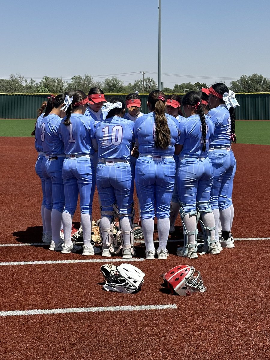 Game 2 for the Lady Bulldogs out here in Midland. Lost a tough one yesterday in extra innings. Shooting for a better result today! @soneal_SHS @Socorro_HS @Coach_E_Cano @RLara01_SHS