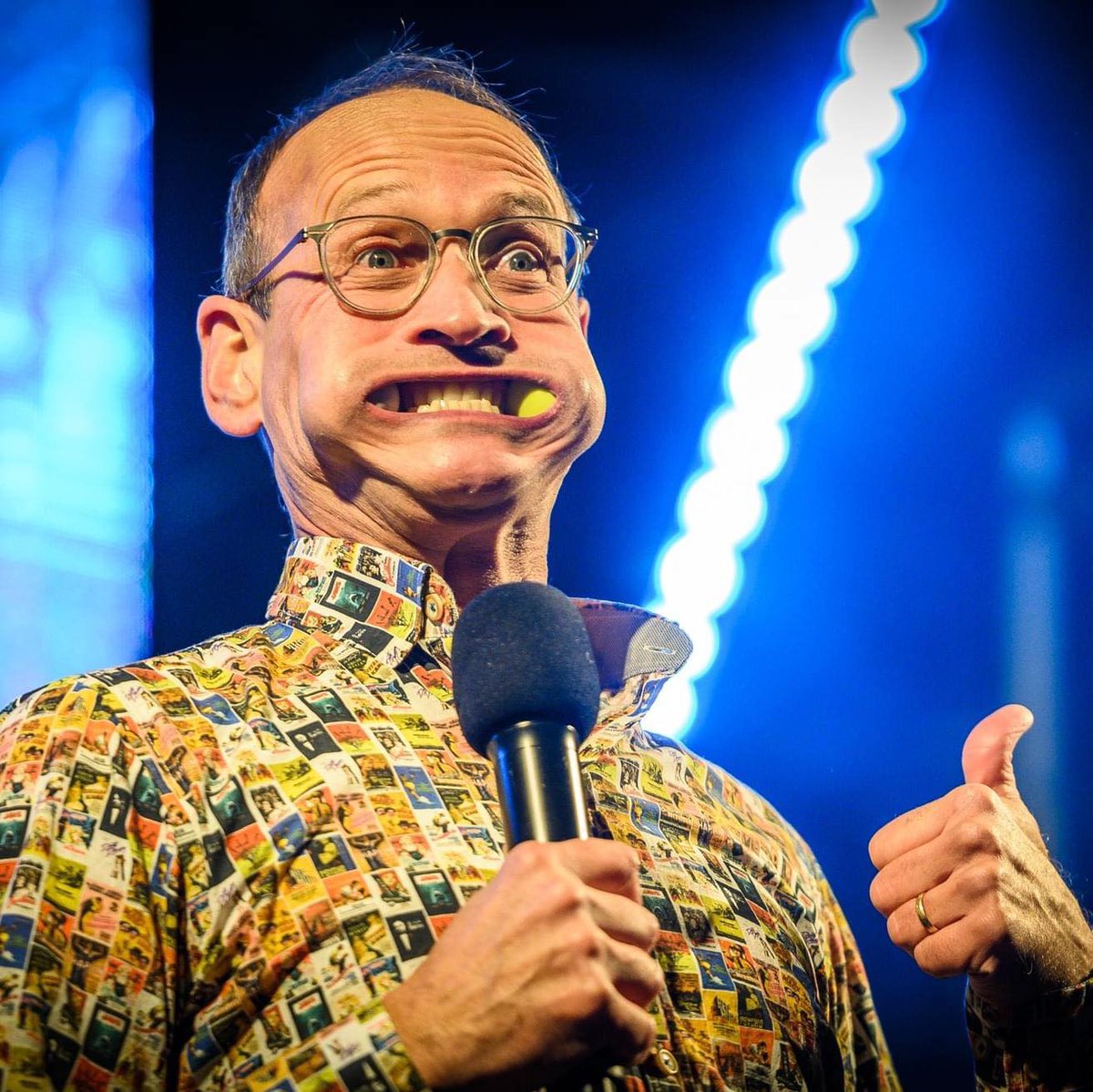 Funny guy BGT 2020 finalist @steveroylecomic is headlining our Comedy Club @Ketteringarts Sat 19th Oct 8pm BUY TICKETS NOW wegottickets.com/event/619235 ROYLE “RIipe with comedy. A unique perspective: sharp and dark and refreshingly unsentimental.” Stephanie Merritt, Observer