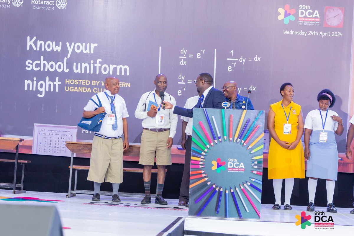 @9ThDISCON #99thDCA  First night happened and it was amazing 

Know your school uniform night