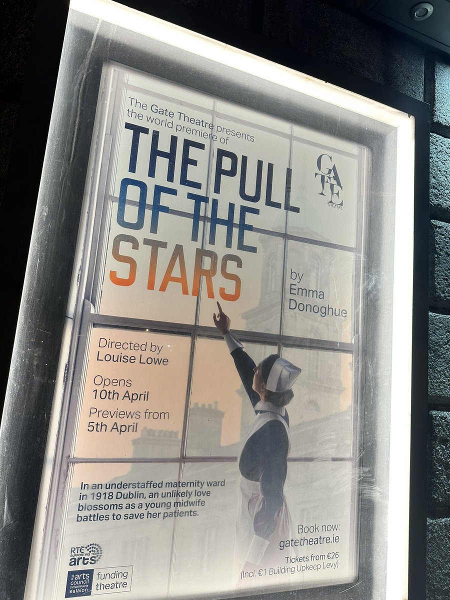 Easily the best thing I’ve ever seen on stage. Go see The Pull Of The Stars in @GateTheatreDub. ⭐️⭐️⭐️⭐️⭐️