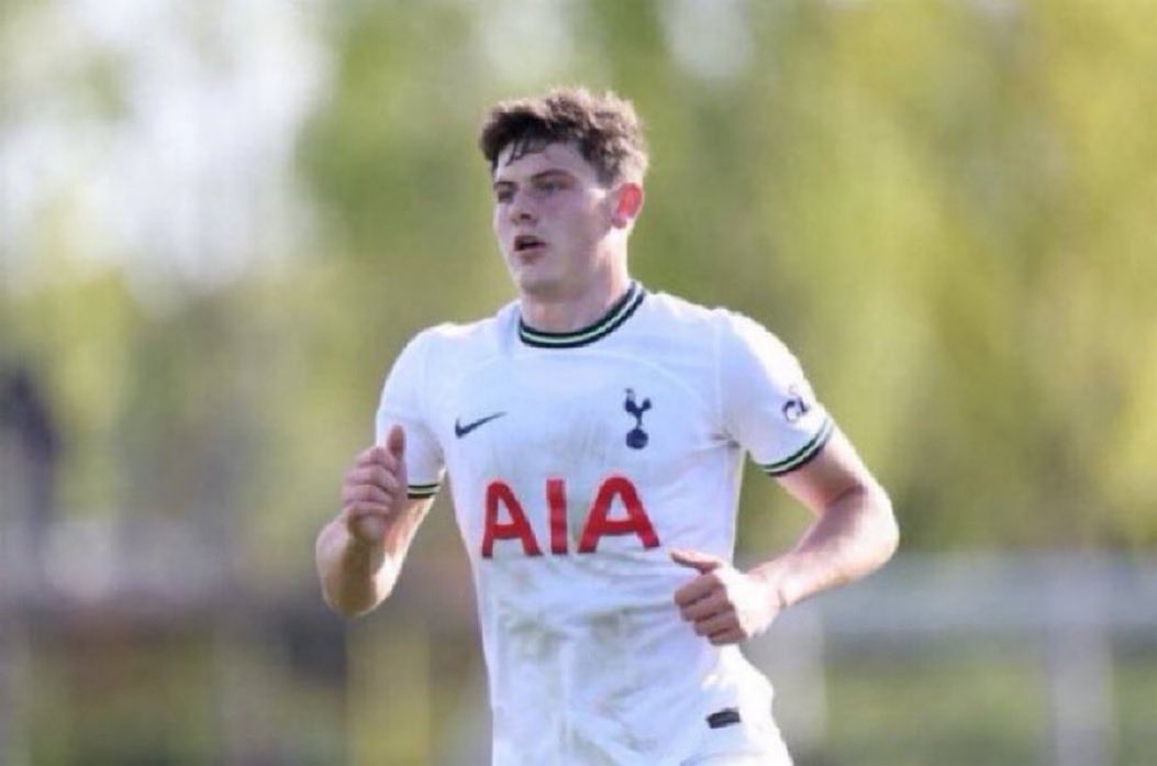 🏴󠁧󠁢󠁥󠁮󠁧󠁿Will Lankshear (18, 2005) With another brace for Tottenham U21, he’s been unreal for their U18 too🤲 Spurs - 2023-24 🏟️21 Games ⚽️20 Goals 🅰️2 Assists Firing 🔥⚽️