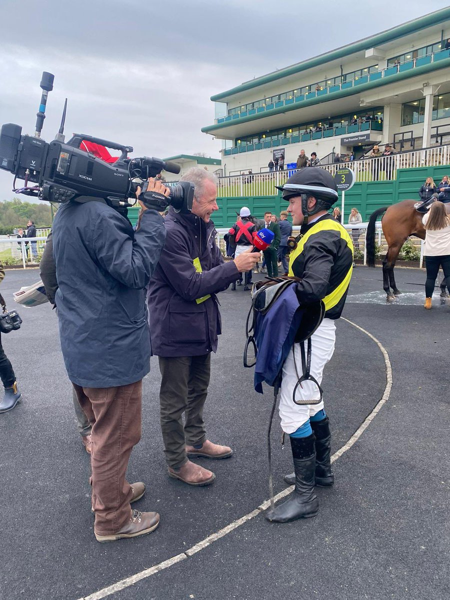 A day he’ll never forget!! Well done to @conal_kavanagh on riding your first winner under rules on your first ever ride on Castle Daragh in the hunter chase @Chepstow_Racing. Thank you to @dunraven_stud for sponsoring 🥇#46