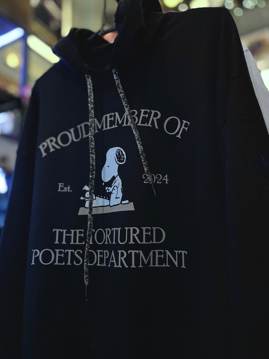 Efectivamente, fue Snoopy quien dejó su máquina de escribir en el departamento, no Joe, no Matty ☝️
-
Visitanos en 📍 Lugano 618 c/ 15 de Agosto, aceptamos todas las tarjetas 💳. O escribinos al 📱 0981 363635 y pedí delivery 🛵