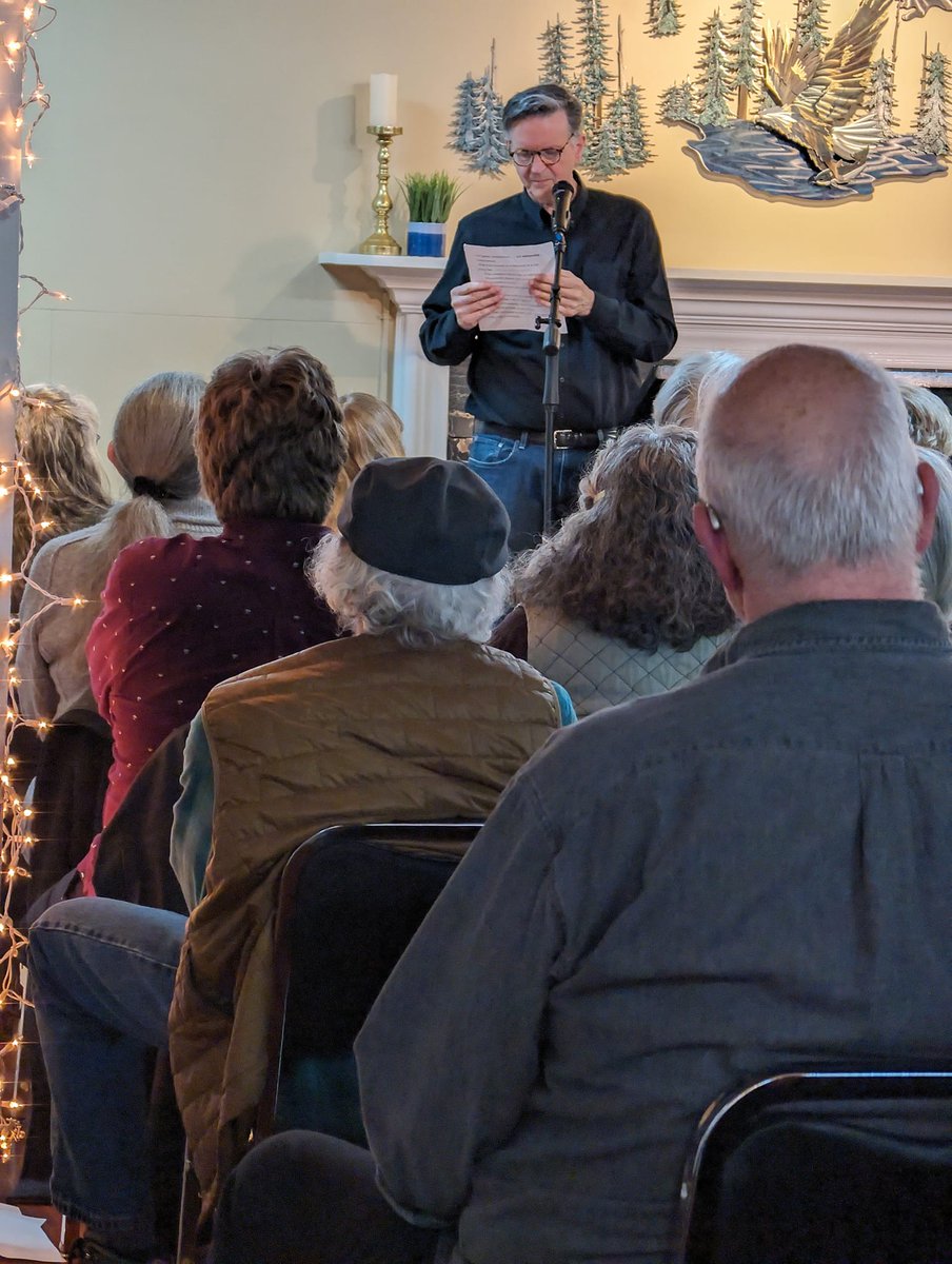 Great turnout last night for Ross West's launch of The Fragile Blue Dot: Stories from Our Imperiled Biosphere.

Order your copy of this important climate fiction book today from gladeyepress.com

#BooksWorthReading #books #climatefiction @GretaThunberg @Powells @nprbooks