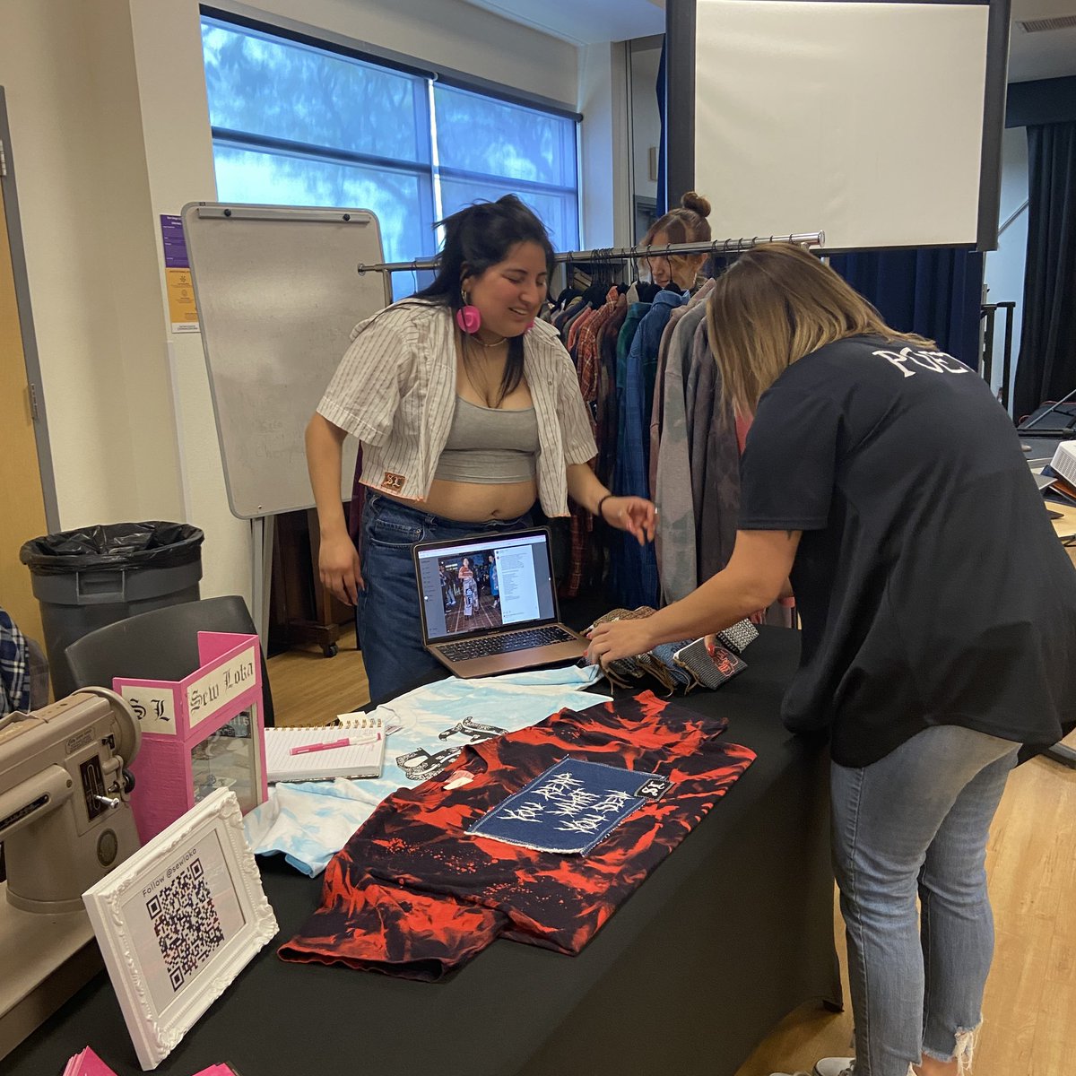 Join us at our West City Campus for the Make It Last event with the SDCCE Clothing & Textiles team! Check out the incredible 'Make It Last' installation created in partnership w/ local designer @sewloka and SDCCE students + browse vendors and workshops. We’re here until 7 p.m.!