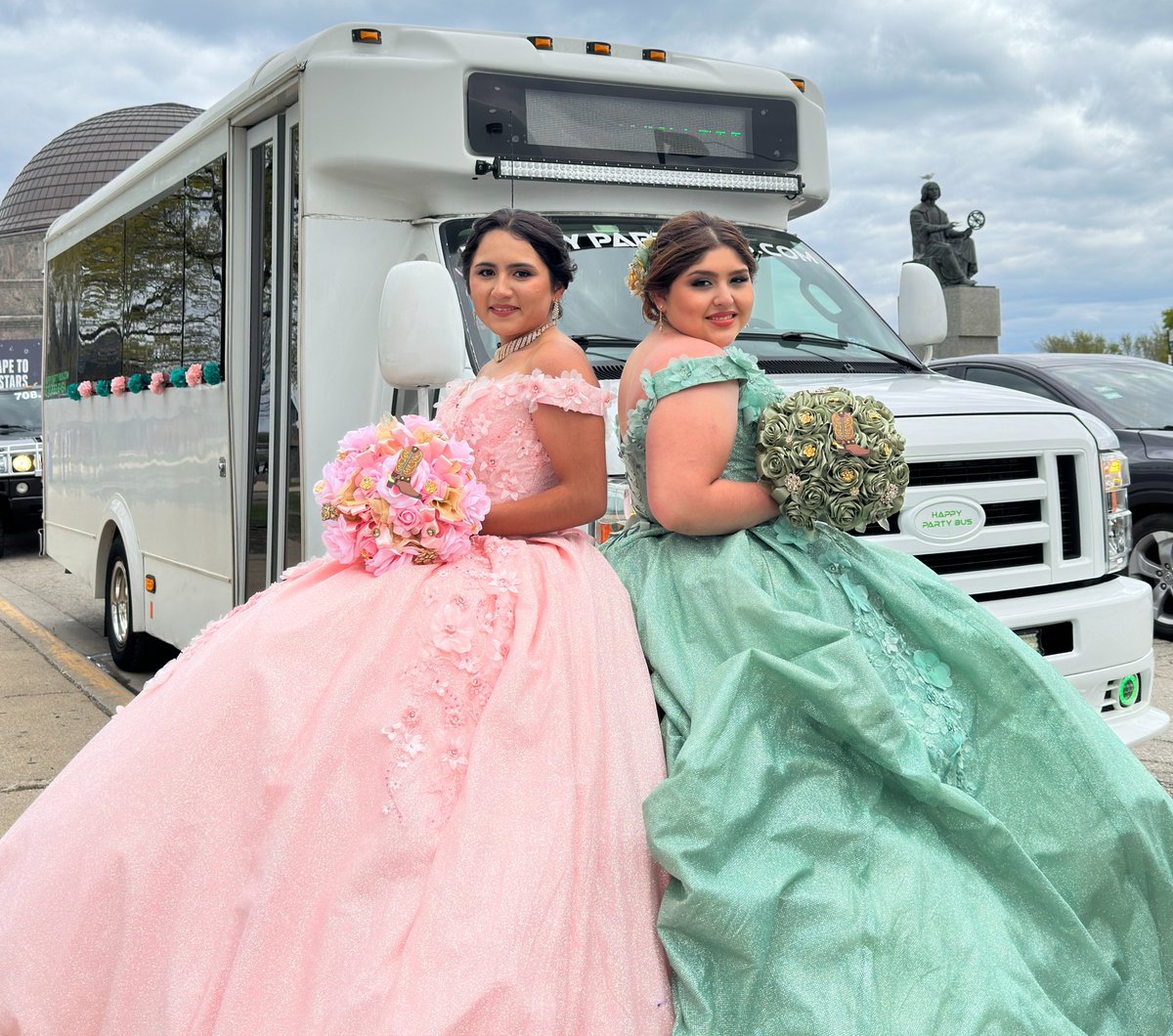 and more Happy customers with Happy Party Bus
#happypartybus #partybusrental #partybuschicago #rentpartybus
#partybusprom #partybuswedding #partybussportevents #partybusmusicconcerts #partybusbirthday
#prom #prompartybus #birthdayparty
#happyprom #BacheloretteParty