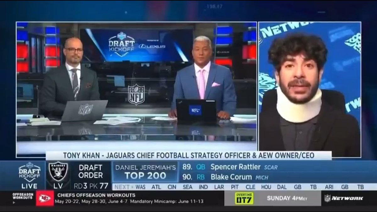 I reached out to a contact at NFL Network. They told @FightfulSelect they wanted Tony Khan on and knew it would get attention after the photos of he in the neckbrace went viral last night. It was also indicated to us that NFL Network and the hosts received the appearance well,…