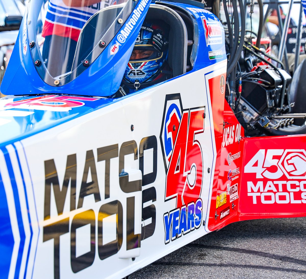 Ready to burn some NITRO @zMAXDragway this weekend here in Charlotte! 

TODAY'S RUNS:
💥 Q1: 5:15
💥 Q2: 7:45

@matcotools ☆ @Lucas_Oil ☆ @ToyotaRacing ☆ @Hangsterfers ☆ @FVPparts 

#NHRAonFox