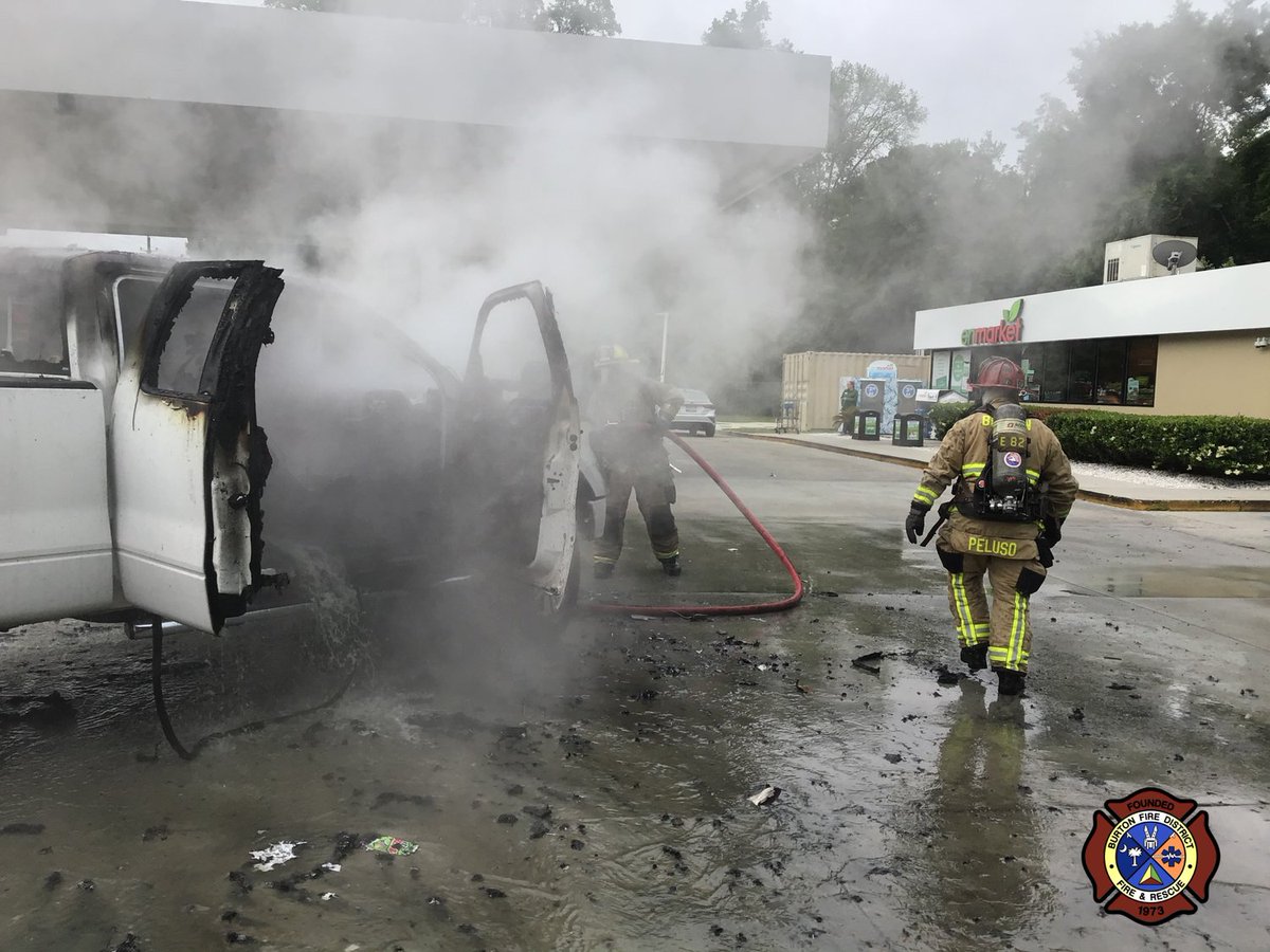 Just past 8am today, #BurtonFD responded to a vehicle fire on Trask Pkwy after the driver noticed smoke while refueling. The driver immediately backed away from the pumps & firefighters were able to extinguish the fire without further incident or injuries.