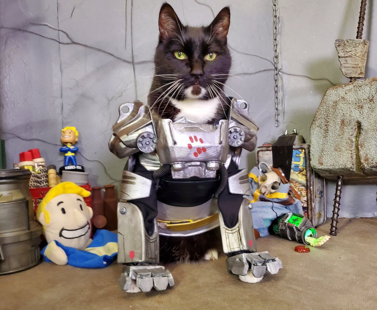 I can feel it. He's targeting me with C.A.T.S. isn't he. #Fallout