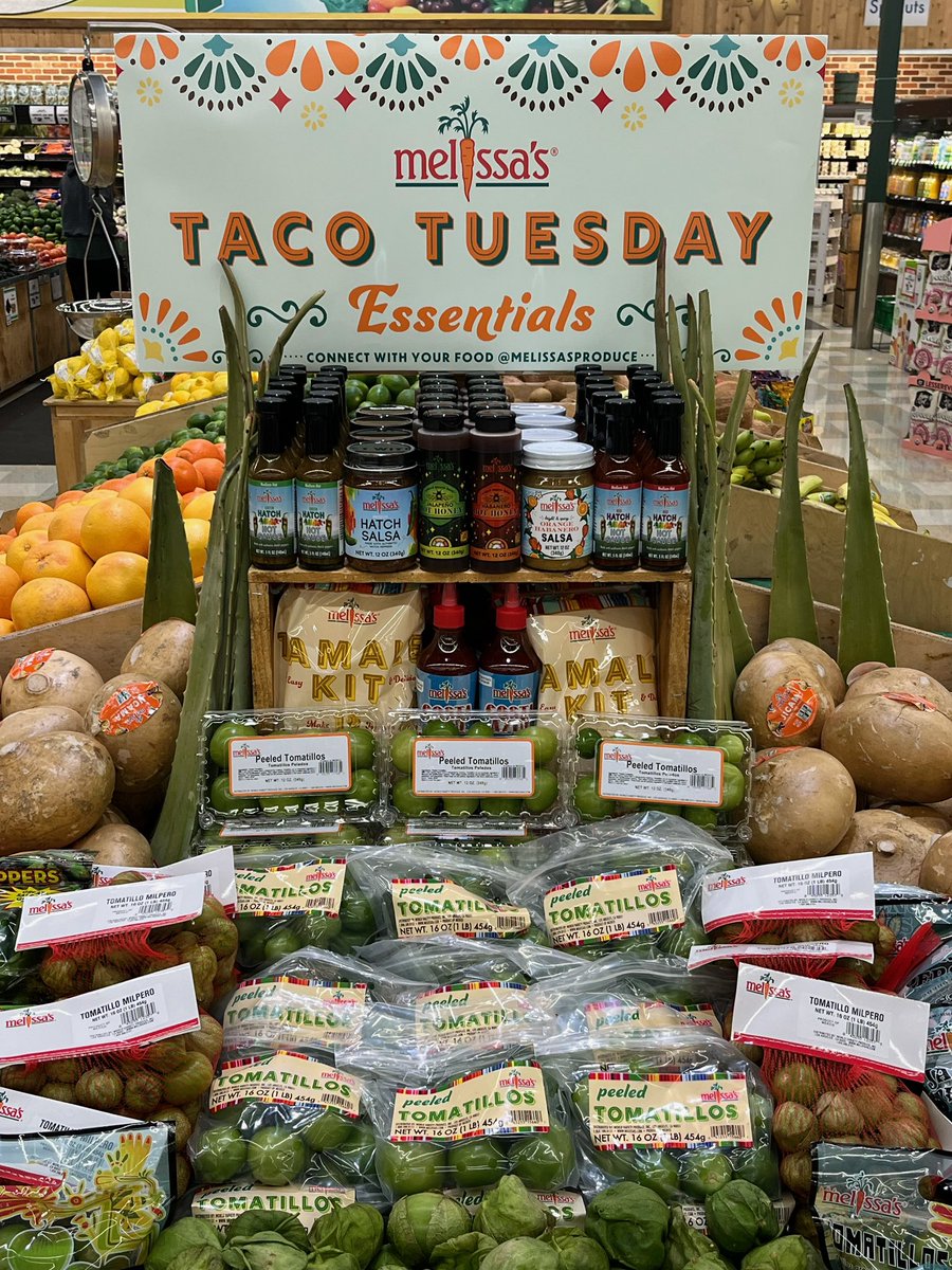 Our friends at @sproutsfm are ready for Cinco De Mayo 🇲🇽 What’s your favorite kind of taco? 🌮
