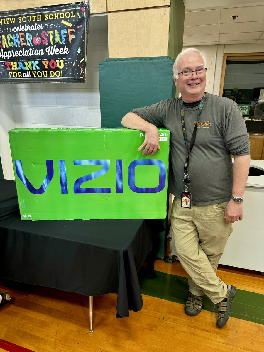 Ms. Tricia Klein tweet media