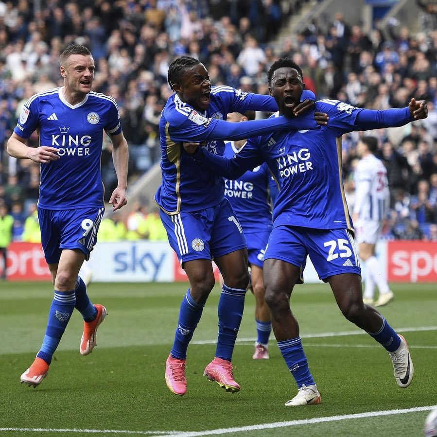 Leicester City have officially been promoted back to the Premier League! 🙌🦊