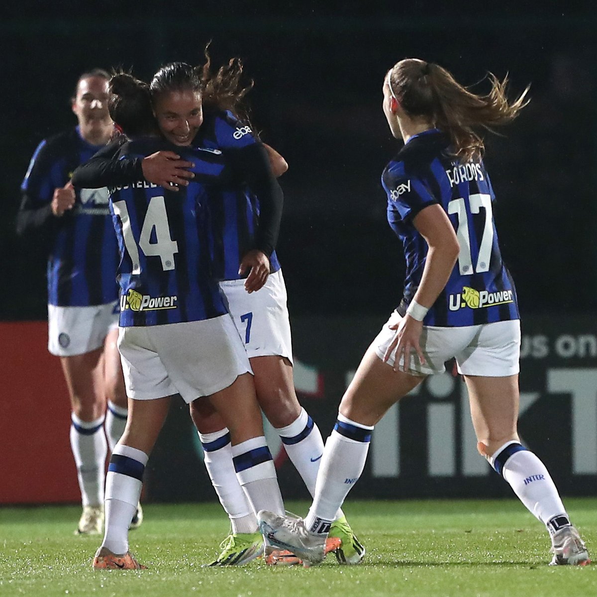 Una vittoria da ricordare quella di stasera 🤩 #ForzaInter #InterWomen #JuventusInter