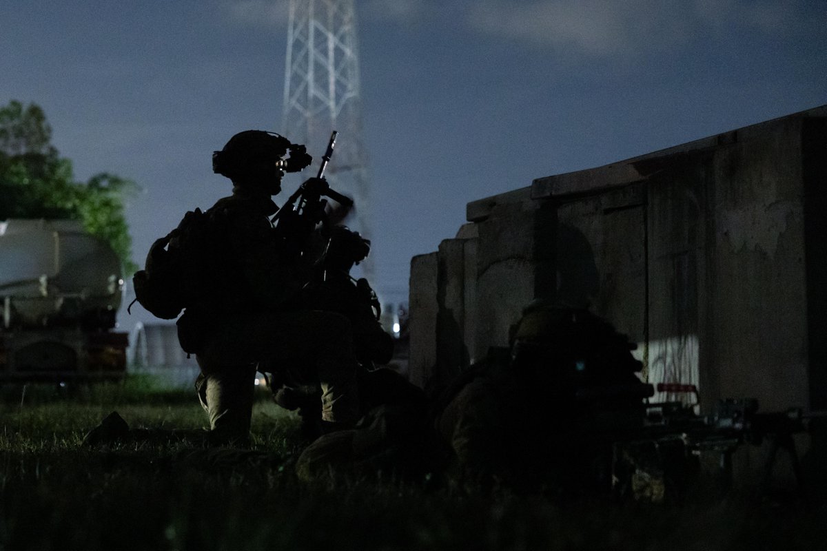 By day or night, an Infantry soldier is expected to operate, lead and command. 💪 🪖 Members of the 5th Battalion, the Royal Australian Regiment have been learning to do just that on the Royal Australian Infantry Section Commanders Battle Course. #YourADF #TrainedAndReady