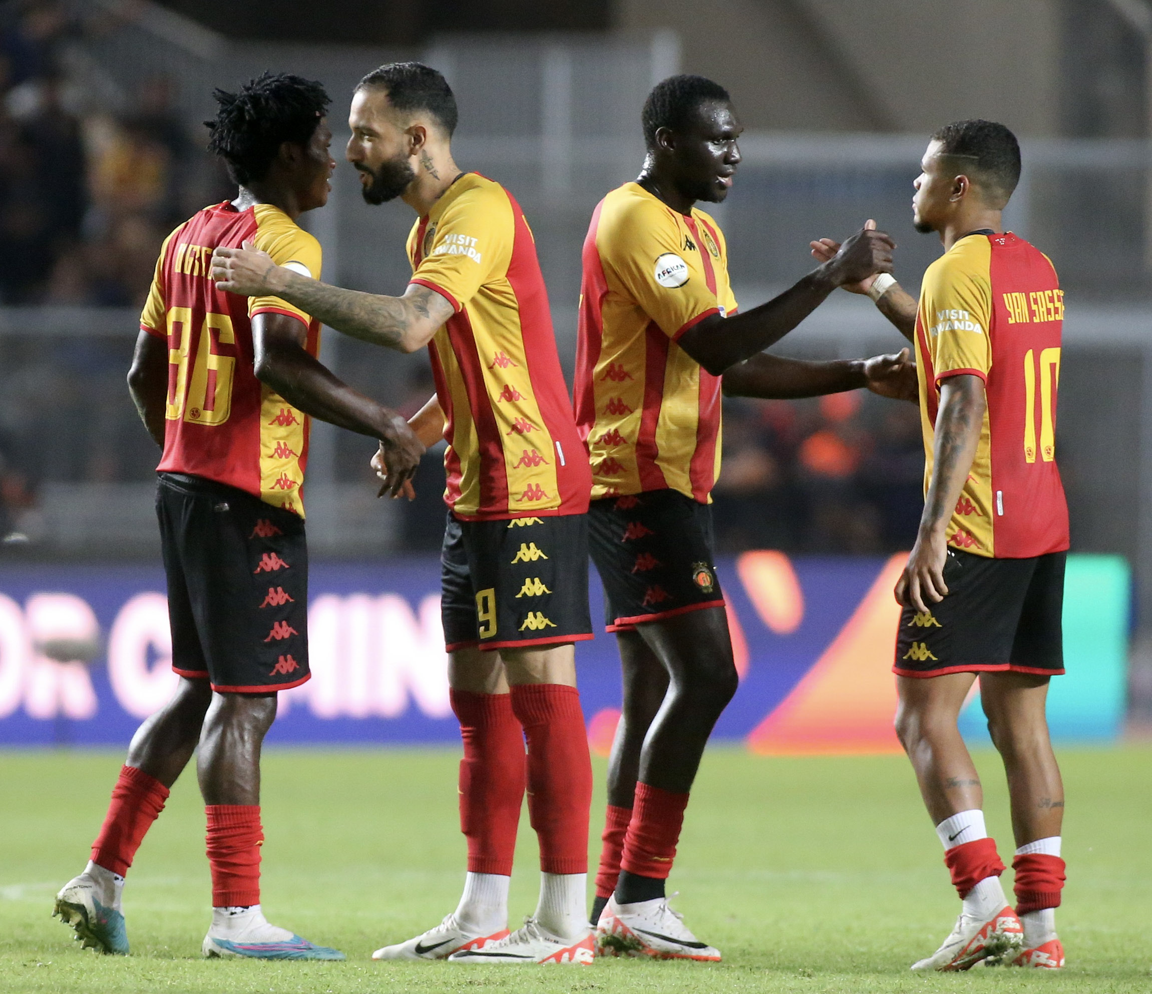 Espérance de Tunis players congratulate one another