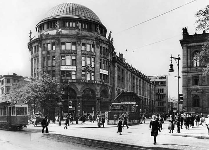 Potsdamer Platz, Berlin, 1920.