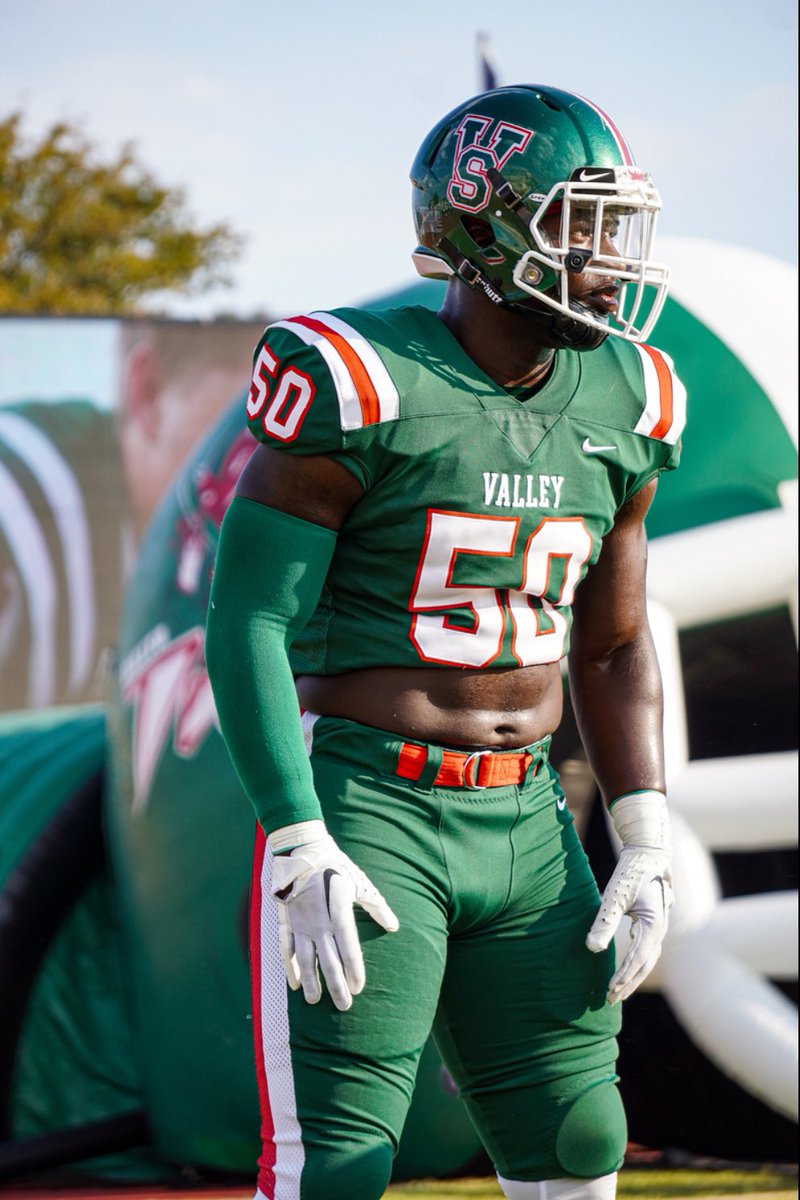 Blessed to receive an offer from MVSU @CoachThompson6 @therealraygates @Coachi_21 @CoachEReinhart @NorthCro_FB