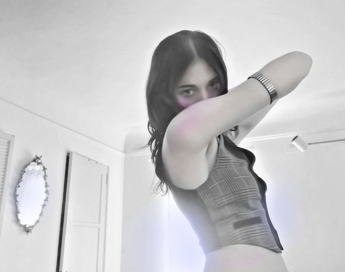 new song 
          STARBURNED AND UNKISSED

          out  Thursday <a href="/A24/">A24</a> #isawthetvglow