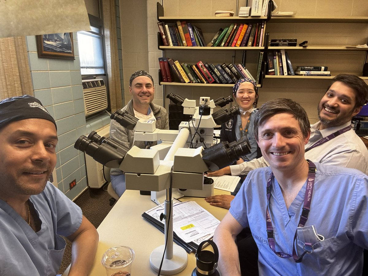 It takes a dedicated team to do Pancreas CA pathology margin QI rounds on Friday at 4:30 after two busy @StJoesHPB ORs and inpatient rounds! Great team..thank you Dr. Hakim @UnityHealthTO @UofTGSx