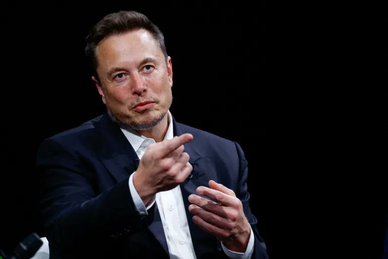 BREAKING: Elon Musk dubs Facebook and Asana co-founder Dustin Moskowitz a 'retard' following baseless claims made by Moskowitz, who alleged that Tesla was committing 'massive fraud' and that 'people are going to jail at the end.' Moskowitz, who is allegedly retarded, likened…