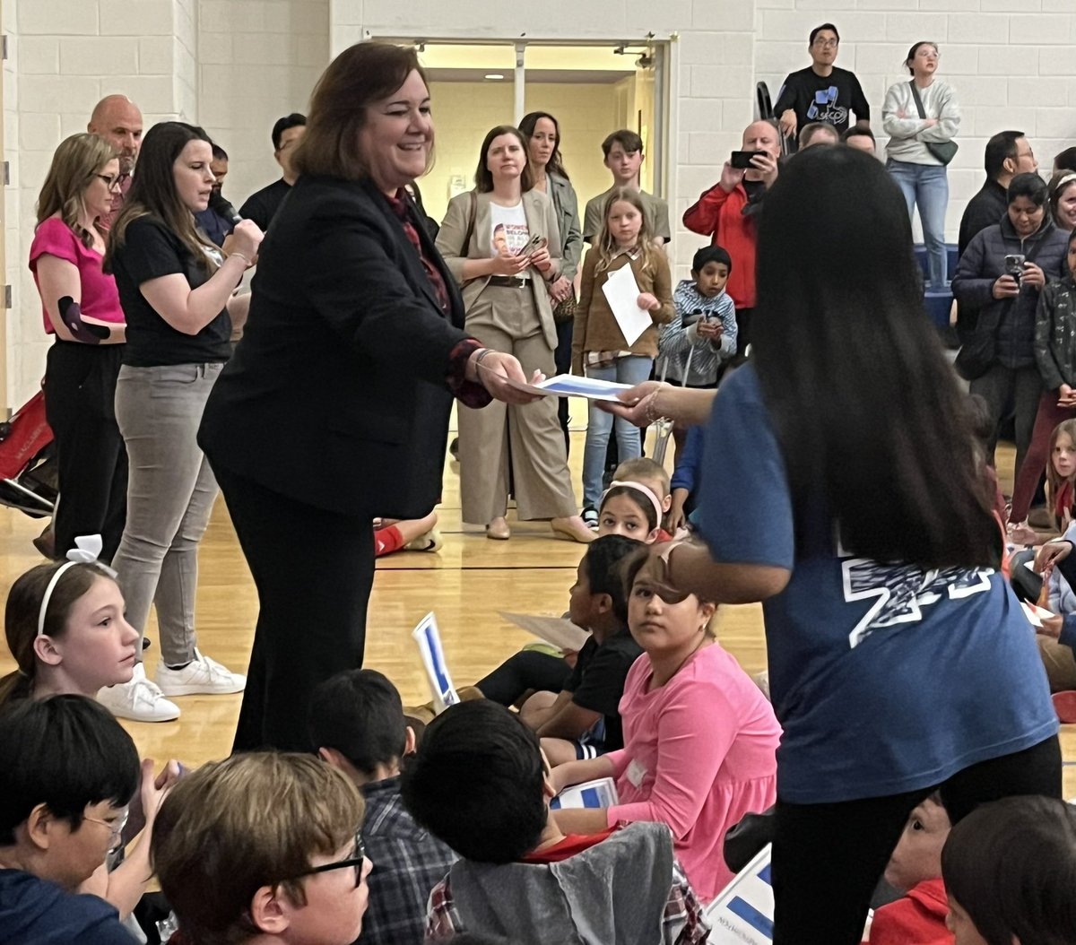 MosaicES_Reading (@mes_reading) on Twitter photo What a blast!! Our annual <a href="/Mosaic_ES/">Mosaic Elementary School</a> Einstein Night was a huge success! Thanks to all the participants and their families as well as all the Mustangs who came to support their peers! Of course, a big round of applause goes to <a href="/MosaicES_STEAM/">Peyton Avery</a> for making it all happen!🔭🥼🧪 What a blast!! Our annual <a href="/Mosaic_ES/">Mosaic Elementary School</a> Einstein Night was a huge success! Thanks to all the participants and their families as well as all the Mustangs who came to support their peers! Of course, a big round of applause goes to <a href="/MosaicES_STEAM/">Peyton Avery</a> for making it all happen!🔭🥼🧪