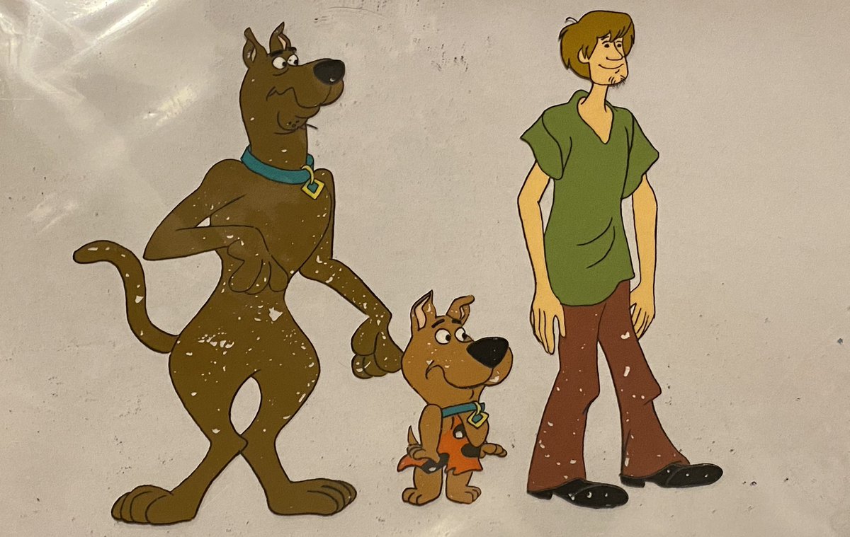 Here’s some of my favourite Items to show appreciation to Scrappy-Doo! Thanks to @WendyLovesJesus for giving me information on the animation cel! It’s from the Scooby short “hothouse Scooby” which released on October 24, 1981! 💚