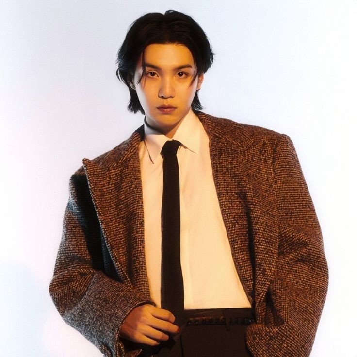 yesnoya7's tweet photo. - reply and i'll give you a color to post your biases in !
- i got Brown 🤎 https://t.co/QoGOGBu0xi