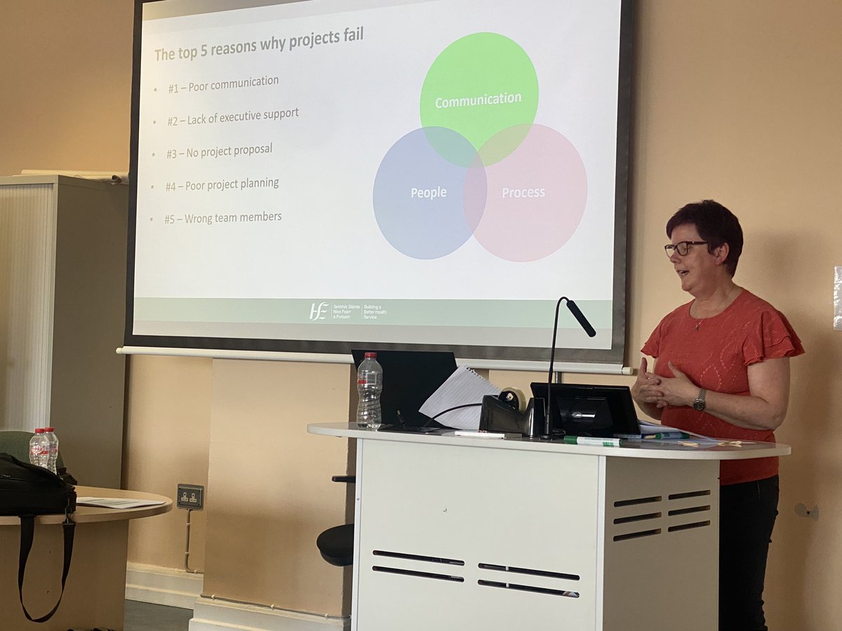 Project Management and the top 5 reasons why projects fail (1) poor communication (2) lack of executive support (3) no proposal) (4) poor planning (5)wrong treat members. Day 5 of the bespoke leadership programme @ULHospitals @midwest @mhnmi