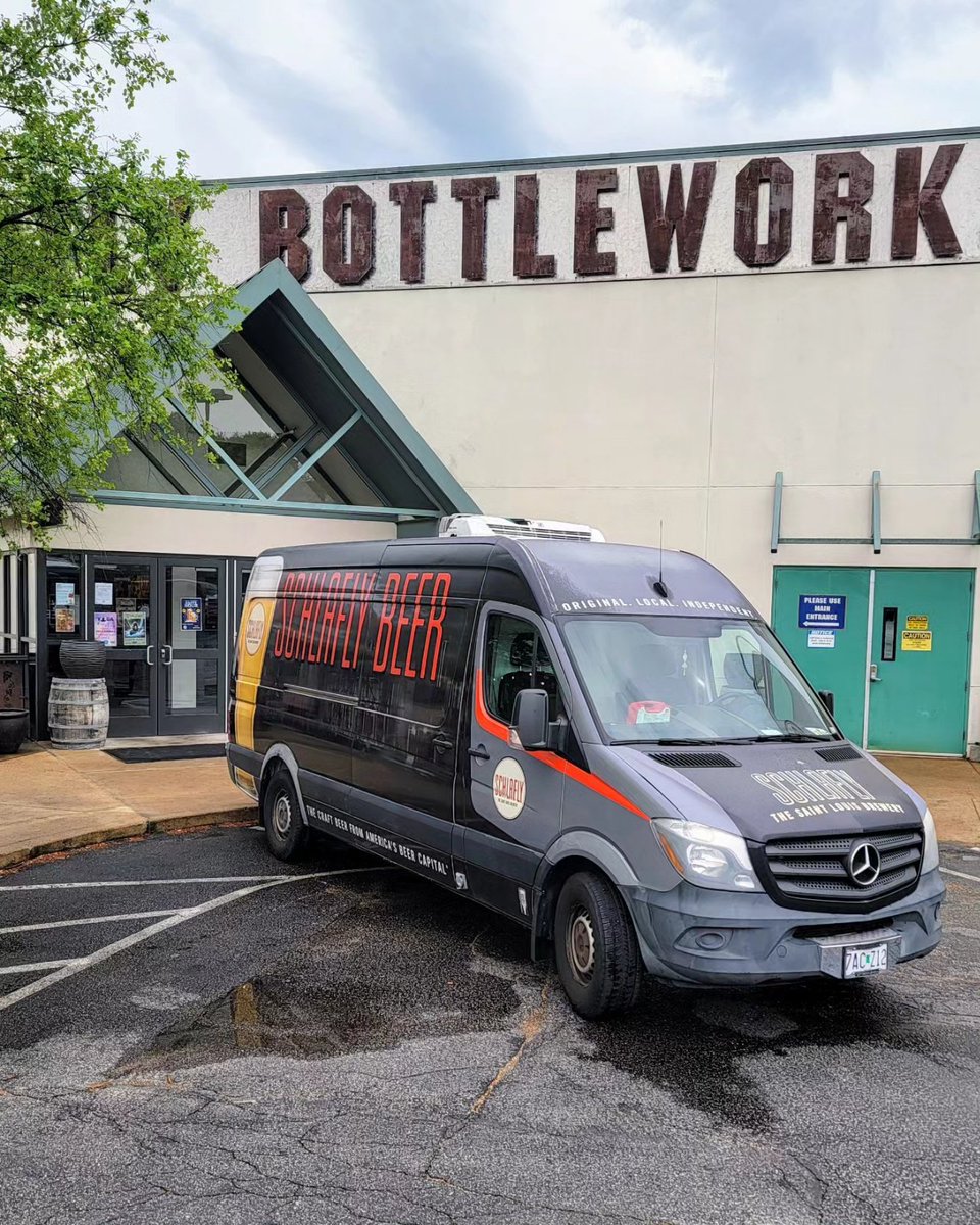 3 BIG THINGS: 🥨 1️⃣ Today is #NationalPretzelDay. Pretzels are a signature dish at the @Schlafly brewpubs. 🍺 2️⃣ Our #ColdIPA is newly released. Now available on draft at the brewpubs. The anti-hazy IPA! 👟 3️⃣ We saw the #SchlaflyBeer van loading beer up for the #StLouisMarathon.