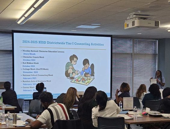 HISD_ACC's tweet photo. The Counseling Dept. presents on 'Effectively Using Counseling Services to Impact Campus Change" to the Principal Apprentices! #empoweringstudents #promotingsuccess https://t.co/ac1y5rTG9N