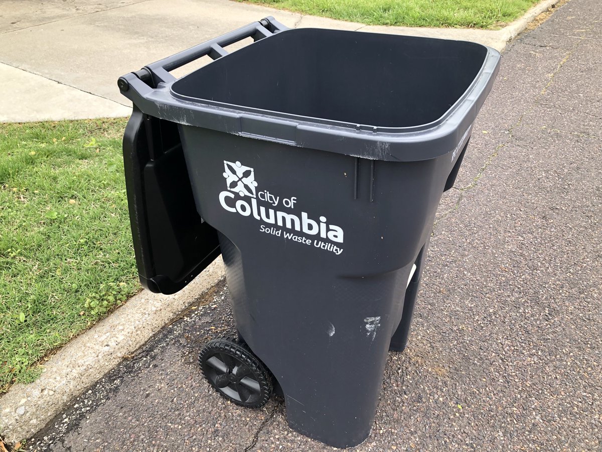 Columbia city officials were exchanging more than 2400 roll carts for their trash customers who wanted a different size. Customers had until the first week of July to exchange their roll carts at no cost. After that, they would pay a $25 fee. ⁦@KRCG13⁩