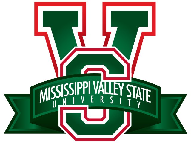 Blessed to receive my first division 1 offer from Mississippi Valley State University!!!! @therealraygates @CoachThompson6 @CoachKPark @NorthCro_FB @CoachEReinhart