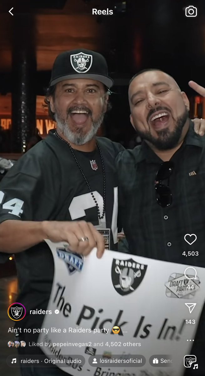Just caught @srchilaquilles and @Pepeinvegas24 on one of the Raiders IG post. Can I have y’all autographs? Lmfao 🤣
