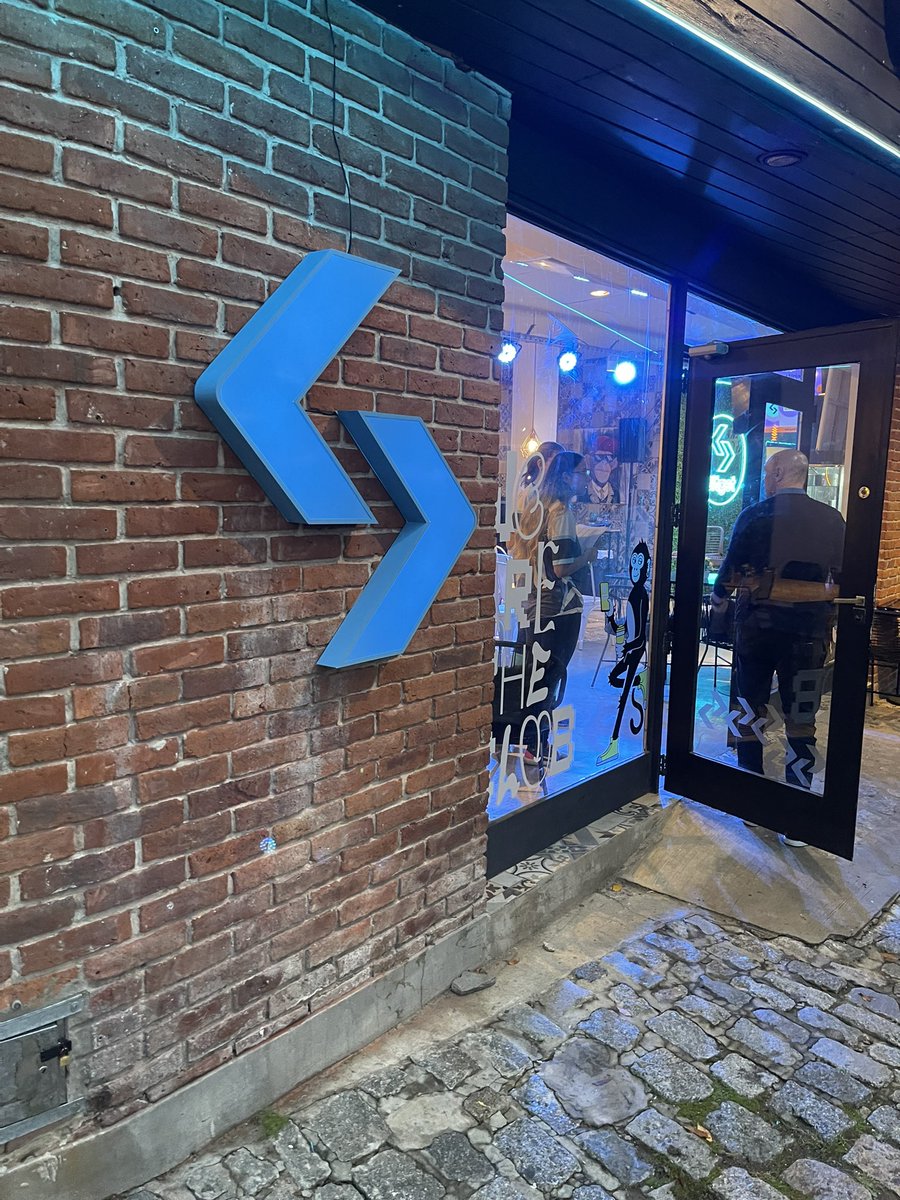 BitgetES's tweet photo. 🚀 Comenzamos el primer #Bitget #Bitup de #Argentina en @crypsterclub junto a muchos amigos de la casa
@cultura_c3 @Camilolwi están listos? https://t.co/IzDvCkptS2