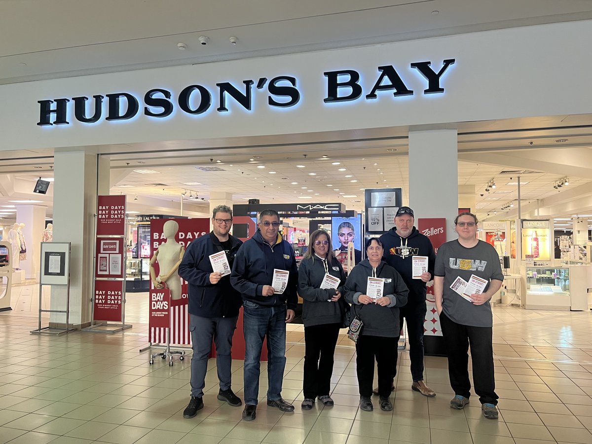 A nationwide campaign has been launched to support 44 Hudson's Bay workers on strike in #Kamloops since December 10th. The United Steelworkers union is asking shoppers to pressure management resume bargaining and settle the dispute over wages and better working conditions.