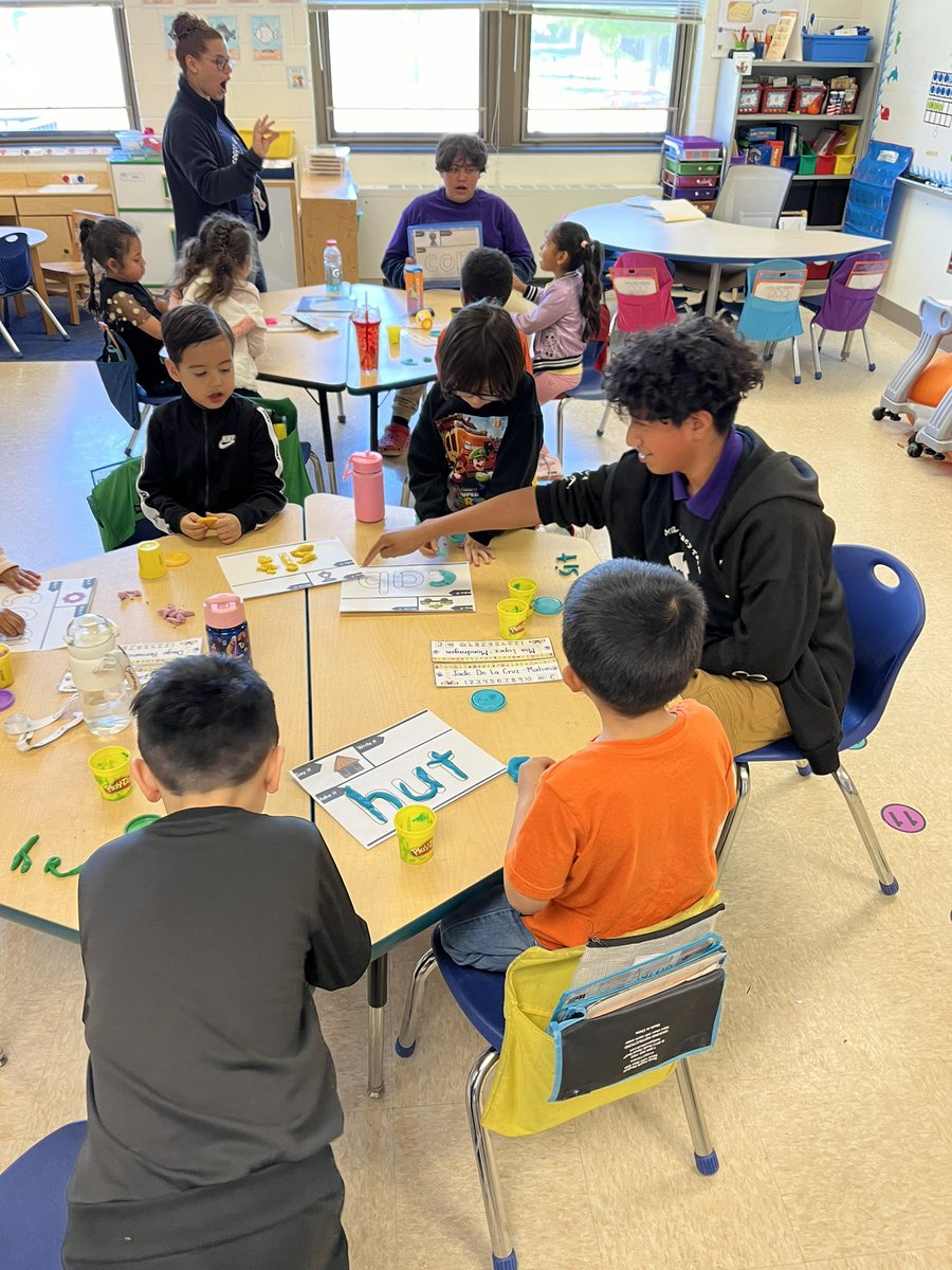 Kristen Sharp tweet media