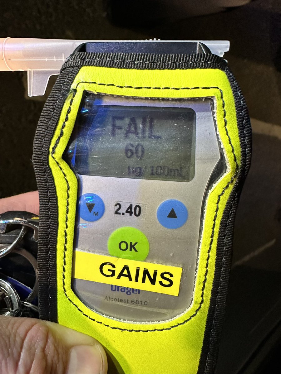 Vehicle stop in Gainsborough this morning. Strong smell of alcohol detected. Driver stated ‘Let me lock the car, walk home & we will call it a night.’ Erm no. Driver gave a reading of 60ug at the roadside, legal limit is 35ug & she was arrested. #Fatal5 #SaferRoads #DGrp