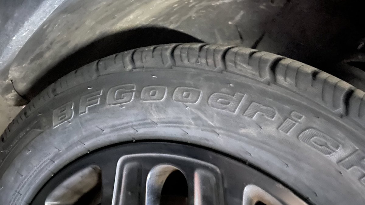 人生初のBFGoodrichに履き替え完了。