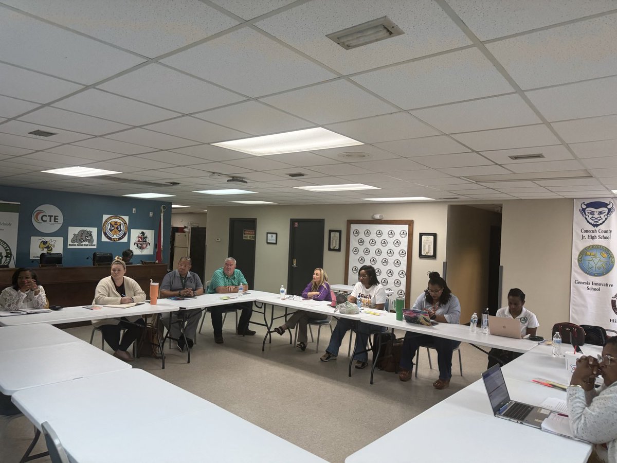 NicholasBr43077's tweet photo. It was such a pleasure working with Conecuh County today! https://t.co/3dlqSGyNcU