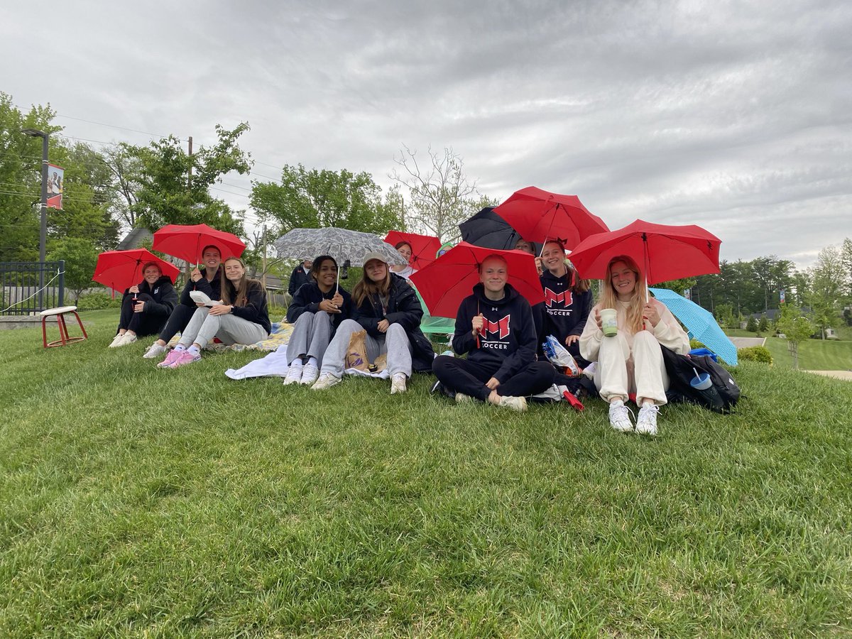 MUW⚽️ watching @MaryvilleWLAX on this beautiful Friday afternoon as they beat up on Quincy in the GLVC Semifinals 23-7💪🏼👏!! These hard working 🥍 ladies face off vs INDY in the GLVC final at home on Sunday at 11:00…come cheer them on!! #MUdawgpound #oneteamonefamil