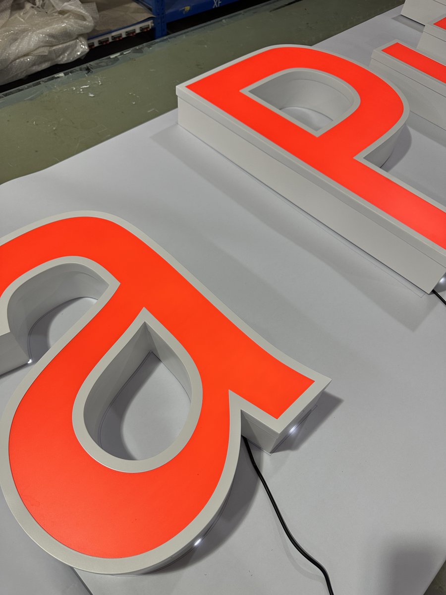 Illuminate your brand with [Frontlit Trimmmed Letters]!

This product features strong durability, high customizability, easy maintenance, and outstanding illumination effects. ✔✔✔

#businesssigns

#companysigns

#retailsigns

#metalsigns

#acrylicsigns

#trimmedletters