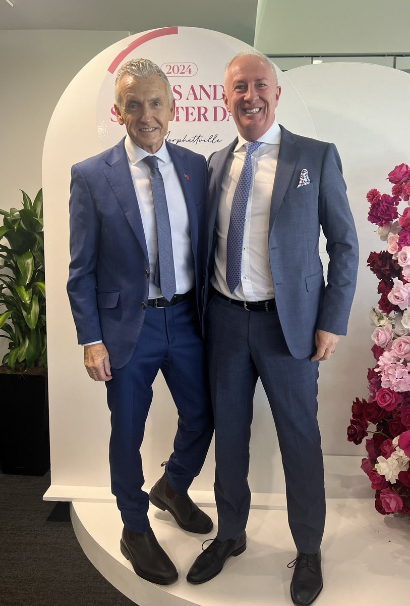 Fabulous days racing here @brucemcavaney7 @SAJockeyClub with 50 individual Stakes Winners accepted & 2 Million Dollar races on the card @RacingSA @7NewsAdelaide @TomMagnier